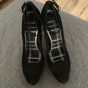 BCBGirls pumps size 8
